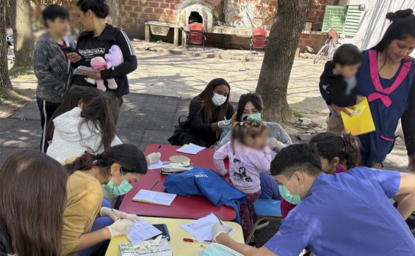 Alumnos de Odontología siguen con la prevención y relevamiento bucal en Villa Alba