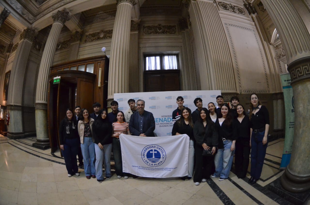 Estudiantes de Ciencia Política y Relaciones Internacionales visitaron la Legislatura bonaerense 