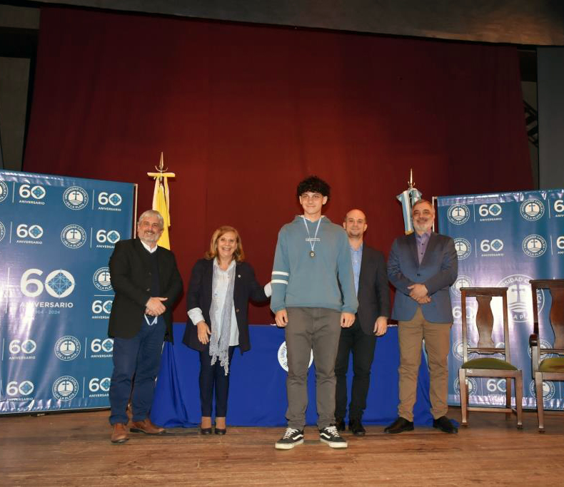 La UCALP vivió un día especial de celebración y reconocimientos a sus mejores estudiantes