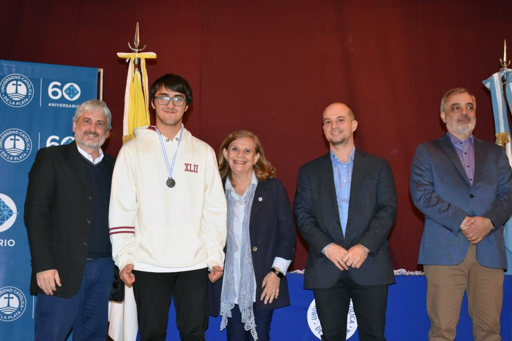 La UCALP vivió un día especial de celebración y reconocimientos a sus mejores estudiantes