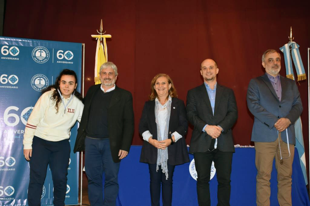 La UCALP vivió un día especial de celebración y reconocimientos a sus mejores estudiantes