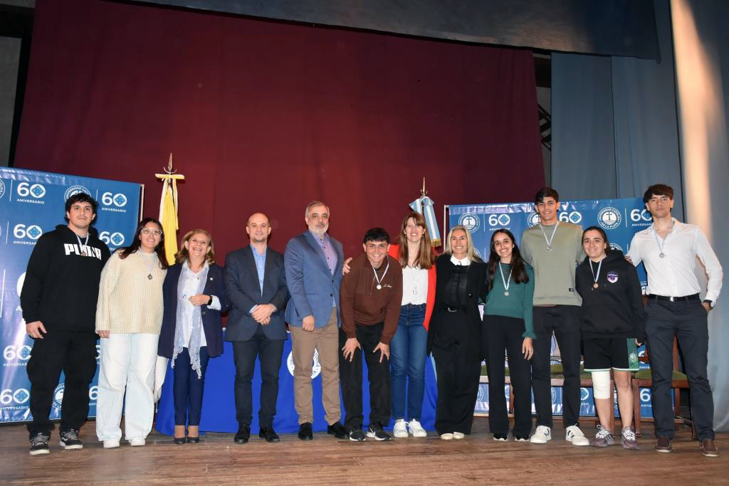 La UCALP vivió un día especial de celebración y reconocimientos a sus mejores estudiantes