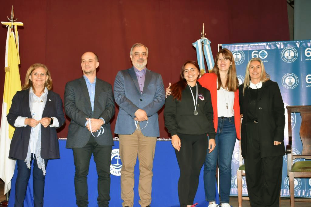 La UCALP vivió un día especial de celebración y reconocimientos a sus mejores estudiantes