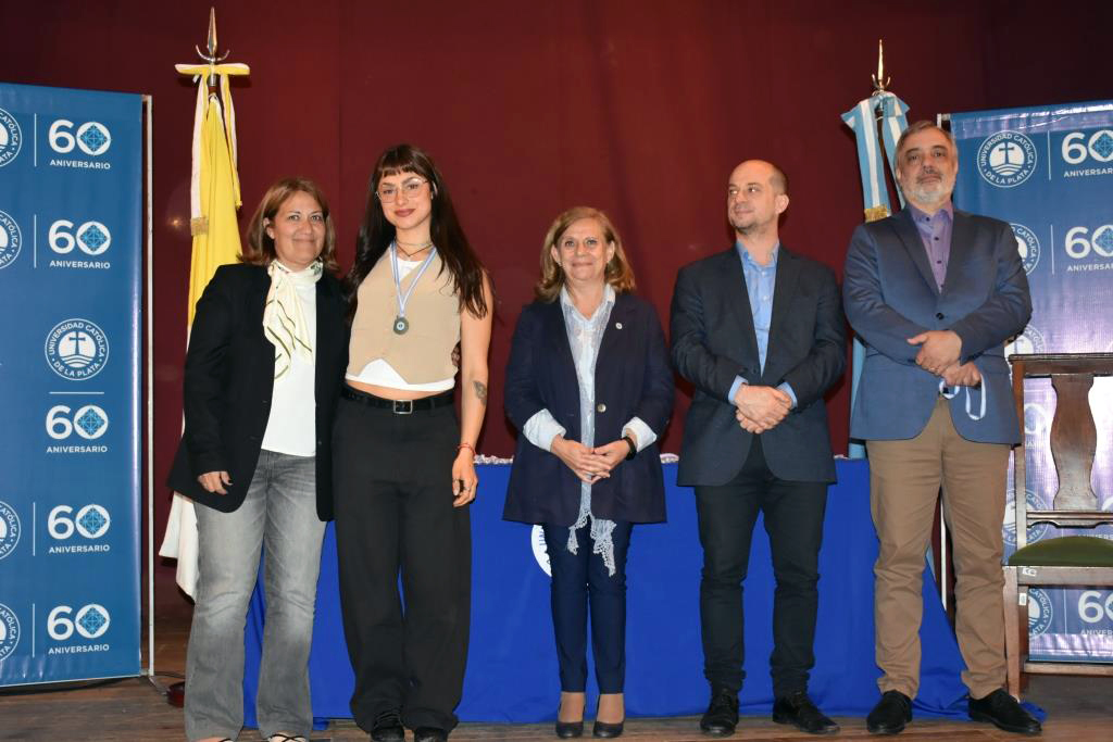 La UCALP vivió un día especial de celebración y reconocimientos a sus mejores estudiantes