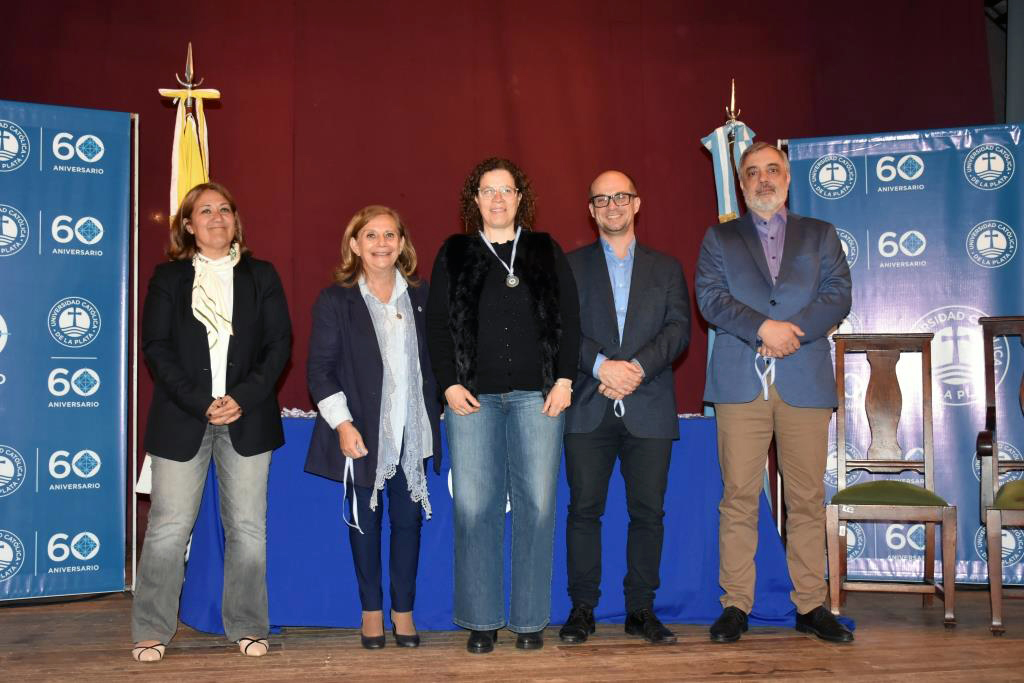La UCALP vivió un día especial de celebración y reconocimientos a sus mejores estudiantes