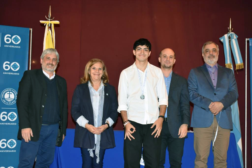 La UCALP vivió un día especial de celebración y reconocimientos a sus mejores estudiantes