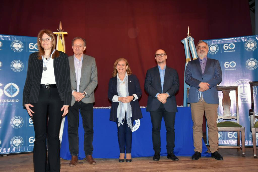 La UCALP vivió un día especial de celebración y reconocimientos a sus mejores estudiantes