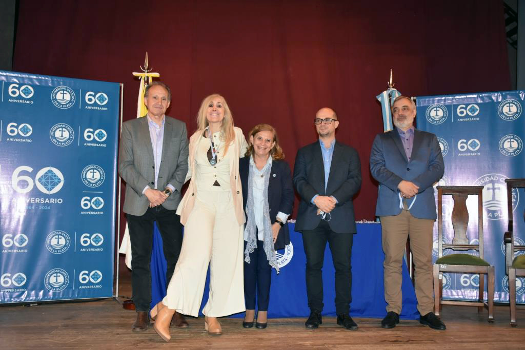 La UCALP vivió un día especial de celebración y reconocimientos a sus mejores estudiantes