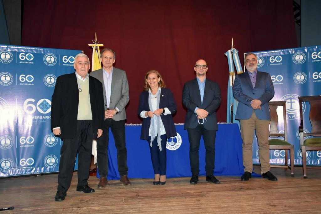 La UCALP vivió un día especial de celebración y reconocimientos a sus mejores estudiantes