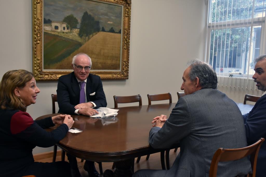 El cónsul honorario de Estonia visitó nuestra universidad