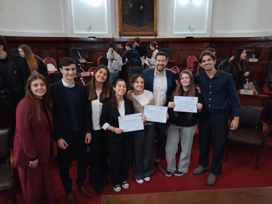Los chicos del Mac Kay llevaron sus propuestas al Concejo Deliberante de La Plata