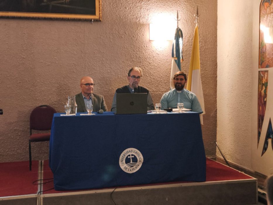 “Lo que buscó Francisco fue abrir un diálogo con todos”