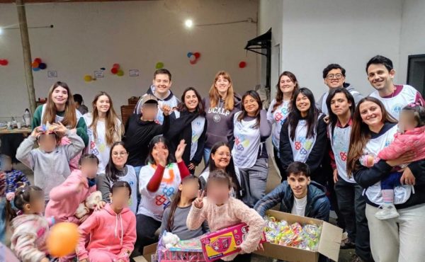 Capacitación en línea para adquirir herramientas en aprendizaje y servicio solidario
