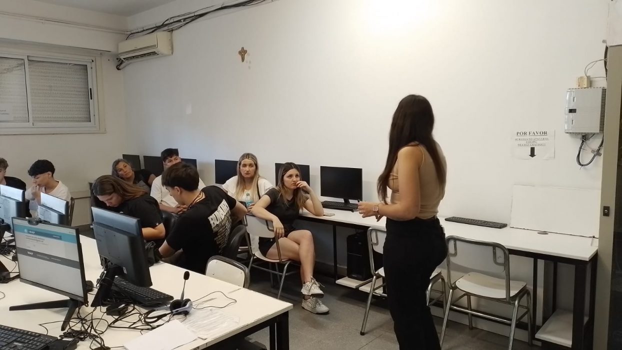 Gran convocatoria en la Expo UCALP Bernal 2025 (4)