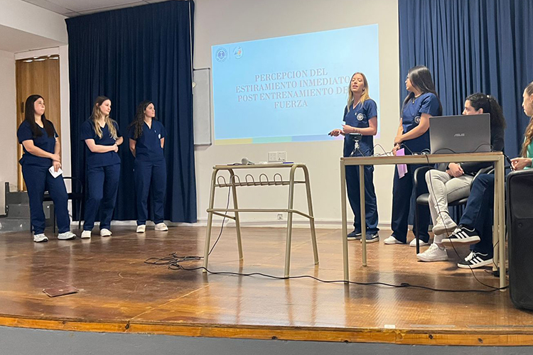 Investigación y formación, el camino para generar conocimiento y transformar la salud