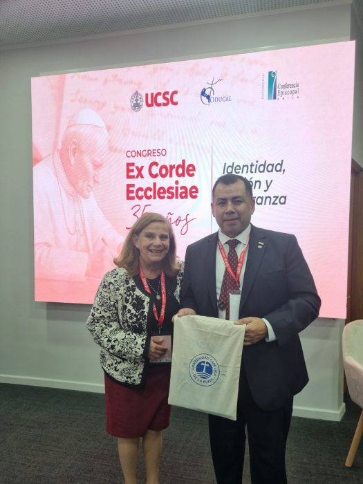 Nuestra universidad participa del Congreso Internacional “Ex Corde Ecclesiae, 35 años” en Chile (1)