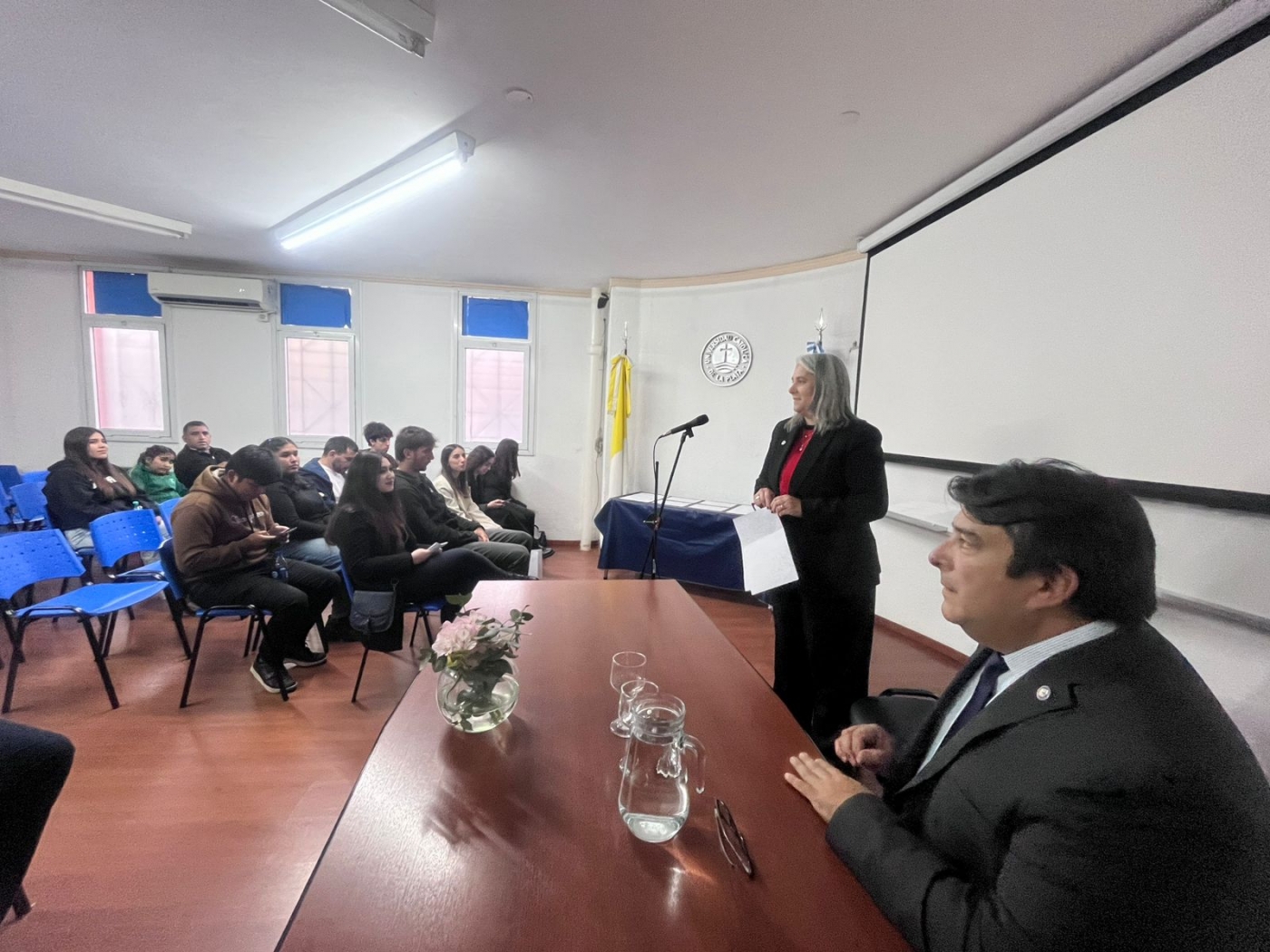 Reconocimiento a los alumnos becados por Santander en la UCALP Sede Bernal 