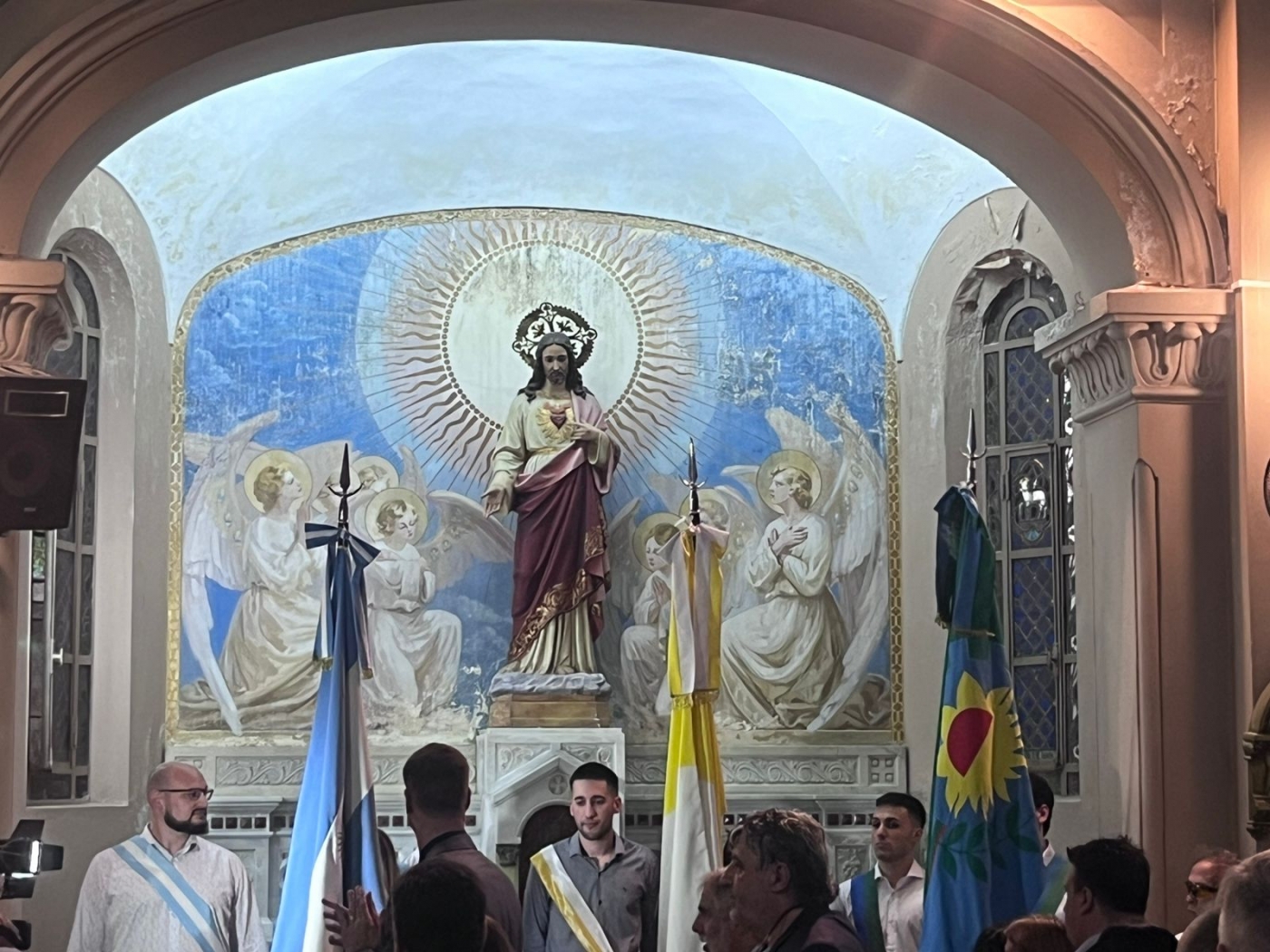 Nuevos graduados vivieron una emotiva ceremonia en el acto de colación de Bernal