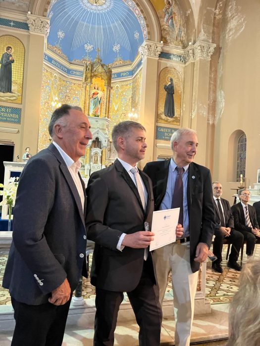 Nuevos graduados vivieron una emotiva ceremonia en el acto de colación de Bernal (2)