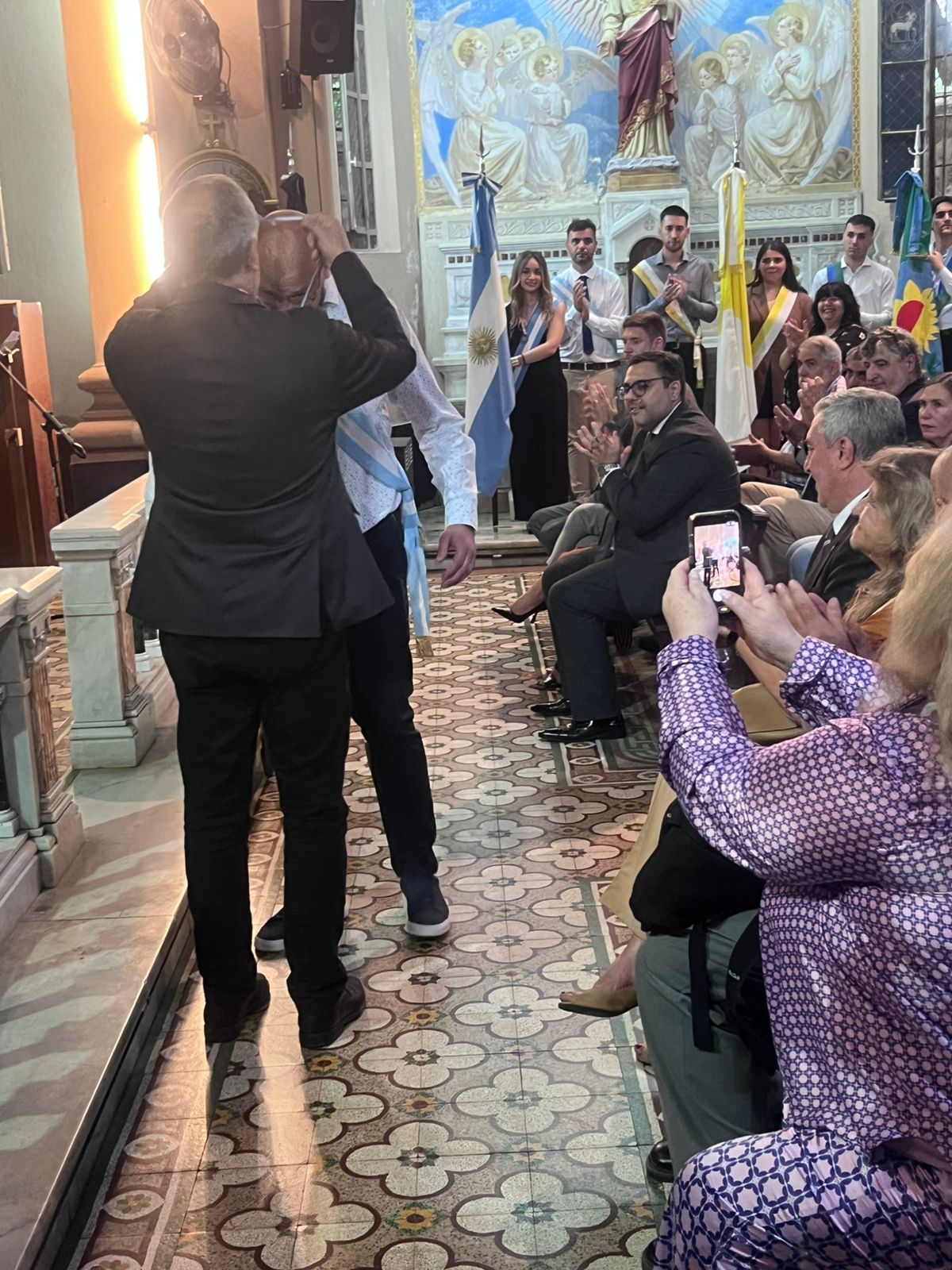 Nuevos graduados vivieron una emotiva ceremonia en el acto de colación de Bernal