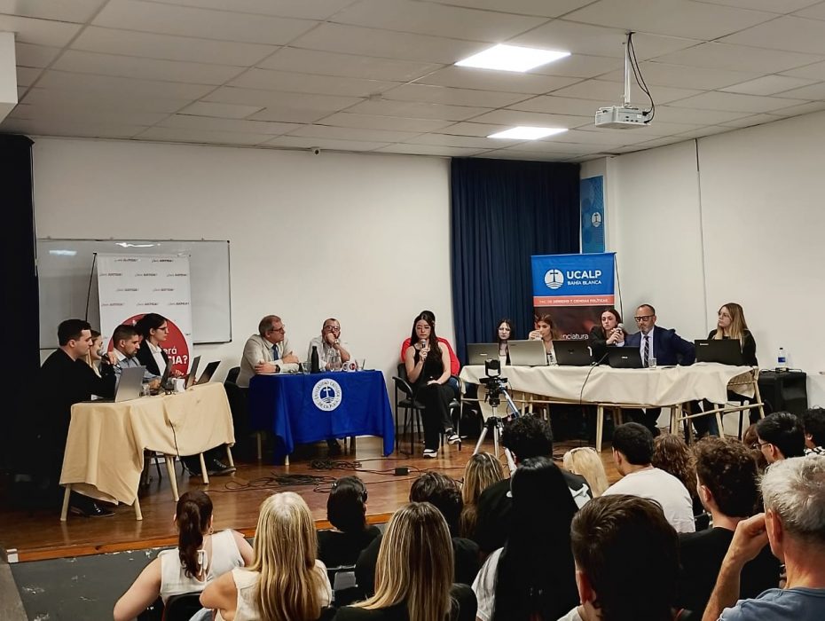 Simulacro de Juicio por Jurados en la sede Bahía Blanca (10)