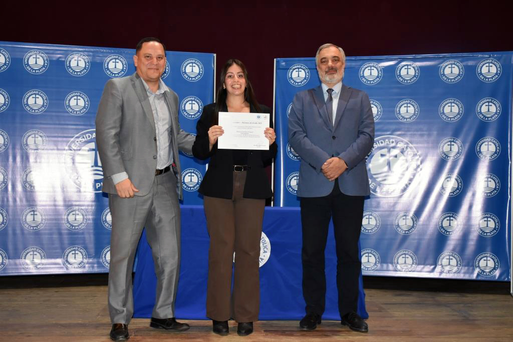 Valiosas experiencias y futuro laboral distinguieron a los becarios del Banco Santander 