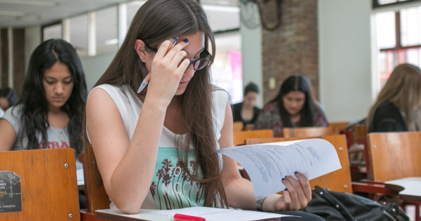 ¡Atentos alumnos/as! Se pueden solicitar las becas de la UCALP