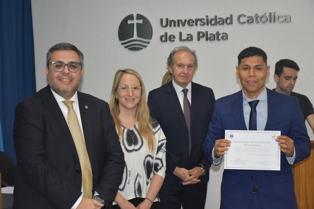 Se entregaron certificados por el cierre de las cursadas en Abogacía