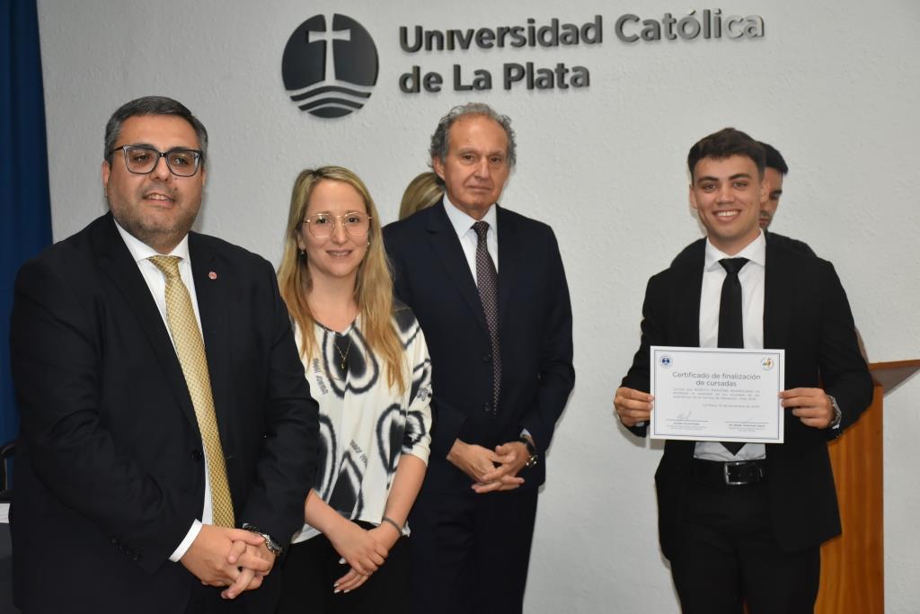 Se entregaron certificados por el cierre de las cursadas en Abogacía