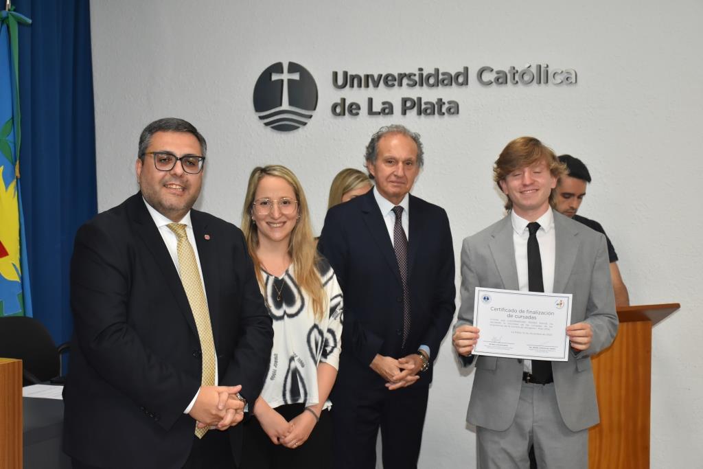 Se entregaron certificados por el cierre de las cursadas en Abogacía