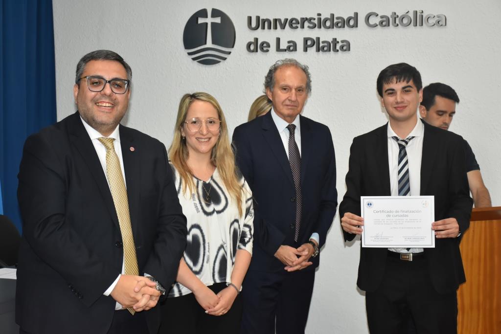 Se entregaron certificados por el cierre de las cursadas en Abogacía