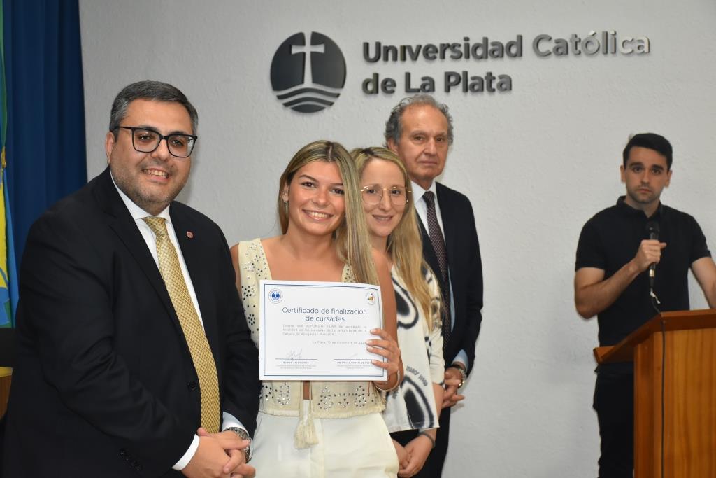 Se entregaron certificados por el cierre de las cursadas en Abogacía