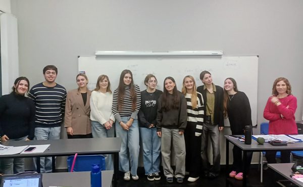 La escuela de idiomas suma cuatro nuevas lenguas y certificación en inglés