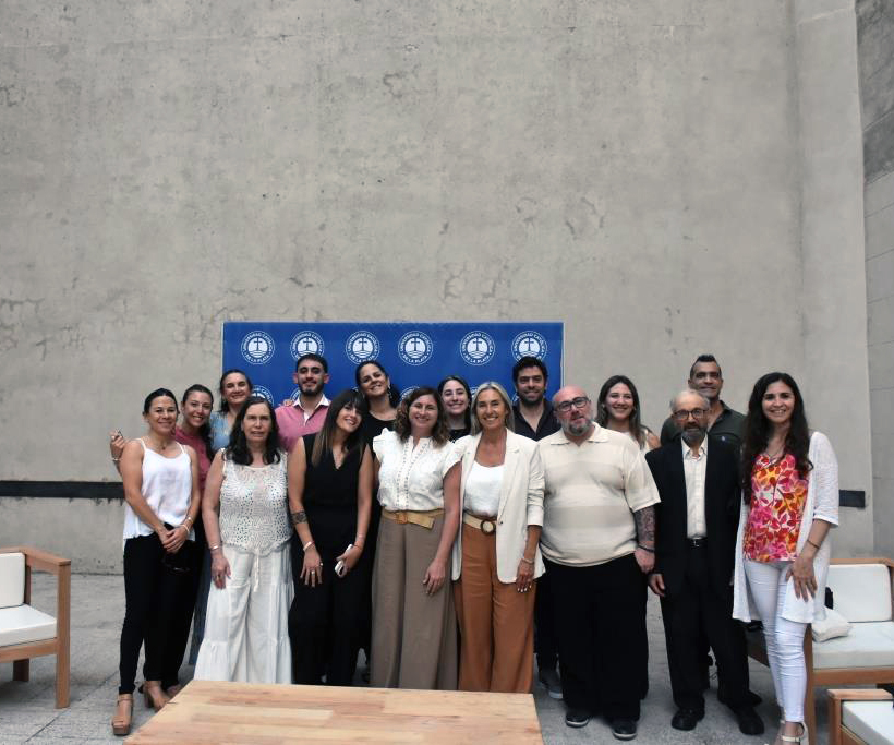 Nuevos graduados de Humanidades inician su camino profesional