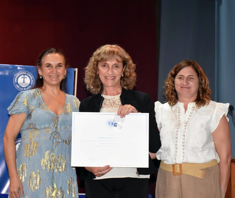 Nuevos graduados de Humanidades inician su camino profesional