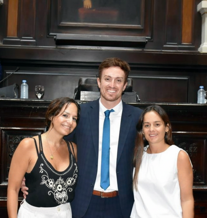 Se entregaron los certificados de la primera promoción de la Diplomatura en Derecho Parlamentario Provincial y Municipal (1)