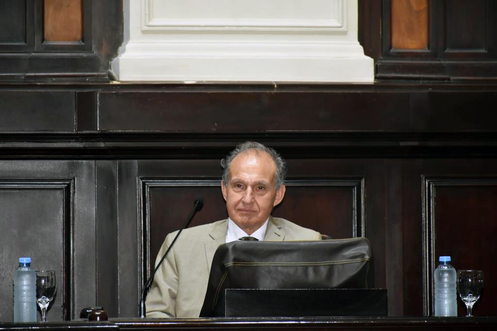 Se entregaron los certificados de la primera promoción de la Diplomatura en Derecho Parlamentario Provincial y Municipal 