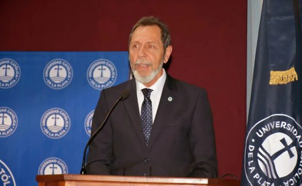 Se presentó un nuevo Anuario de la Facultad de Arquitectura y Diseño de la UCALP