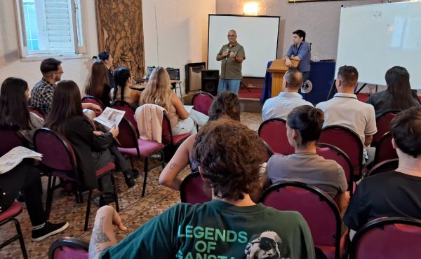 Conclusiones sobre periodismo, IA y nuevas narrativas en un taller de Humanidades