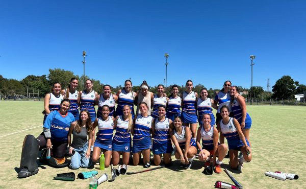 Victorias para el vóley y hockey en su estreno competitivo