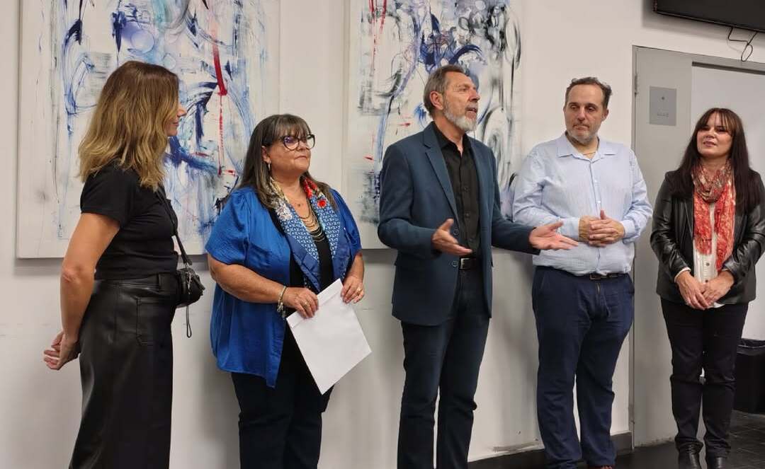 El viernes 17 de abril en el Espacio de Arte del Centro de Extensión Cultural de la FAD fue inau (2) (2)