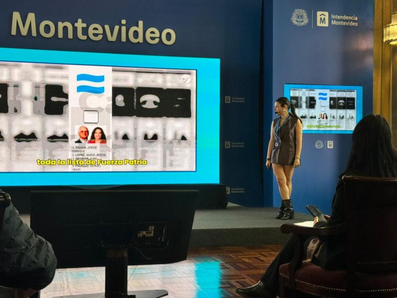 Foto cumbre de comunicación política 5