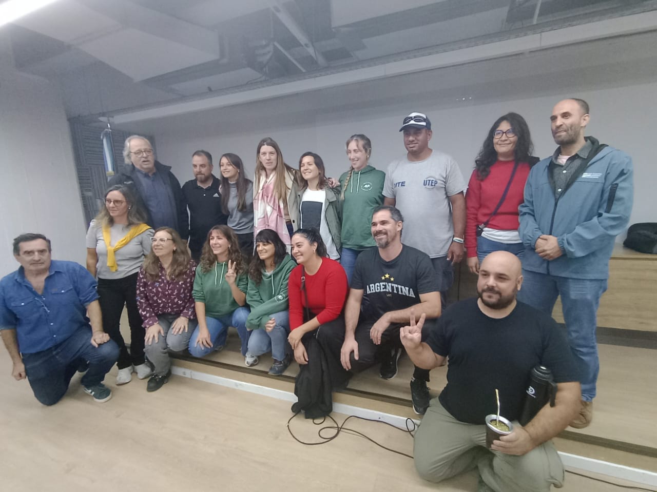 Foto mesa barrios populares 12