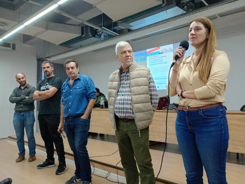 Foto mesa barrios populares 9