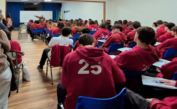 La convocatoria UNIVA GOAL 2026 también alcanza a los colegios secundarios