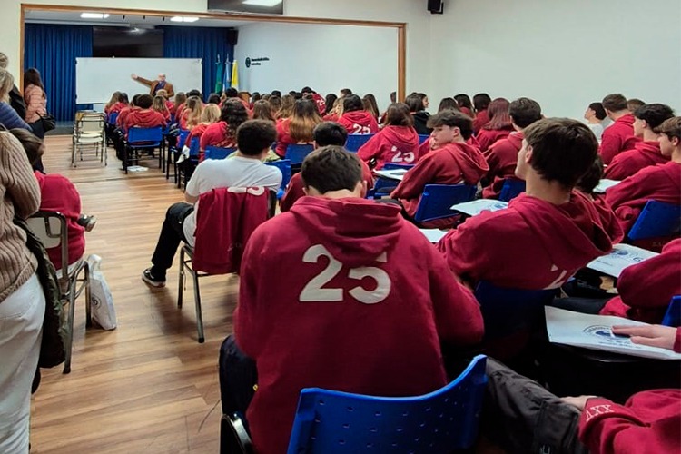 La convocatoria UNIVA GOAL 2026 también alcanza a los colegios secundarios