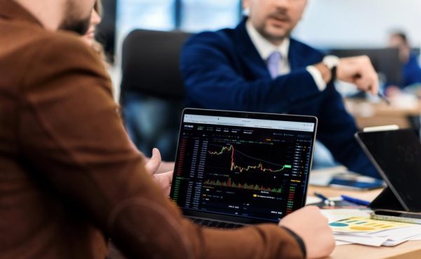 Nueva diplomatura para aprender a invertir y entender el mercado