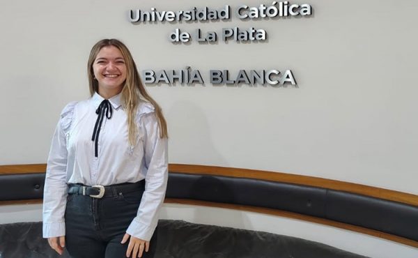 Nueva directora en el Coro UCALP de la sede Bahía Blanca