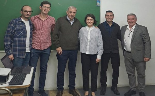 Centros de día para adultos mayores ¿Pueden funcionar como viviendas intergeneracionales?