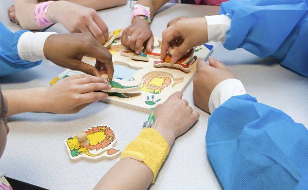 Charla abierta en Humanidades sobre “Psicopedagogía y Ley Profesional”